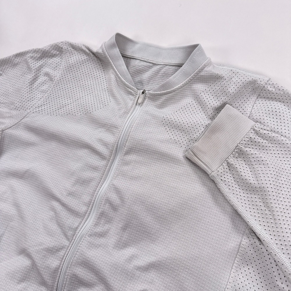 Lululemon Swiftly Midweight Jacket 12 Silver White Full Zip Mesh Bomber W3GGDS